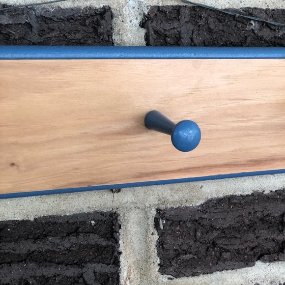 COAT•SCARF&MITTEN HANGER - Picture 3 of 7